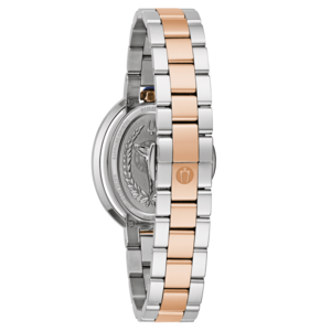 Uhr mit silbernem und roségoldfarbenem Armband, Nahaufnahme, Detailaufnahme
