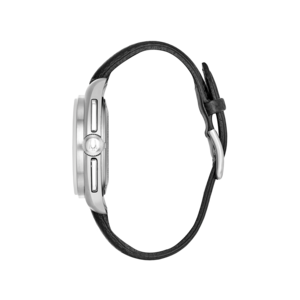 Uhr mit schwarzem Lederarmband, silbernem Gehäuse, Seitenansicht, Detailaufnahme