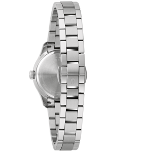 Uhr mit Metallarmband, Detailaufnahme, silberfarben, elegantes Design, Nahaufnahme, Accessoire