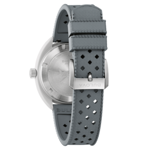Graue Uhr mit Armband, Detailaufnahme, Bulova-Logo, Wasserdichtigkeit 100m, Nahaufnahme