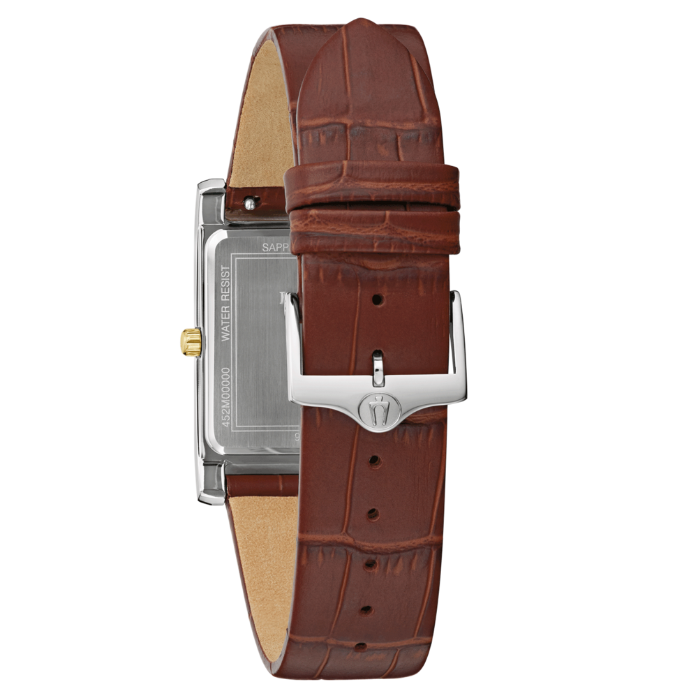 Braune Uhr mit Lederarmband und silberner Schnalle, Nahaufnahme
