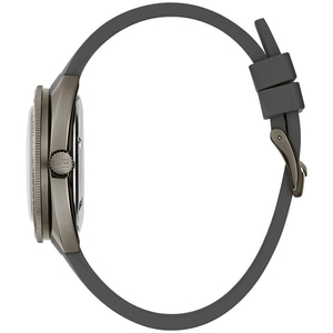 Graue Uhr mit grauen Armband, Seitenansicht, Bulova-Logo, Detailaufnahme, elegant