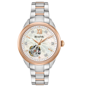 Bulova Damenuhr mit roségoldfarbenem Gehäuse und silbernem Armband, elegant.