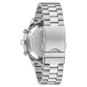 Rückseite einer silbernen Uhr mit Armband und Bulova-Logo.